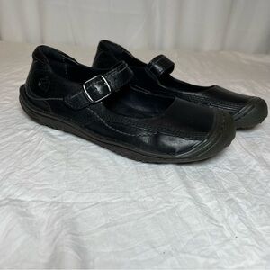 Keen sz8 Mary Jane Leather Black Buckle Strap Shoes WaterResistant Daily Comfort
